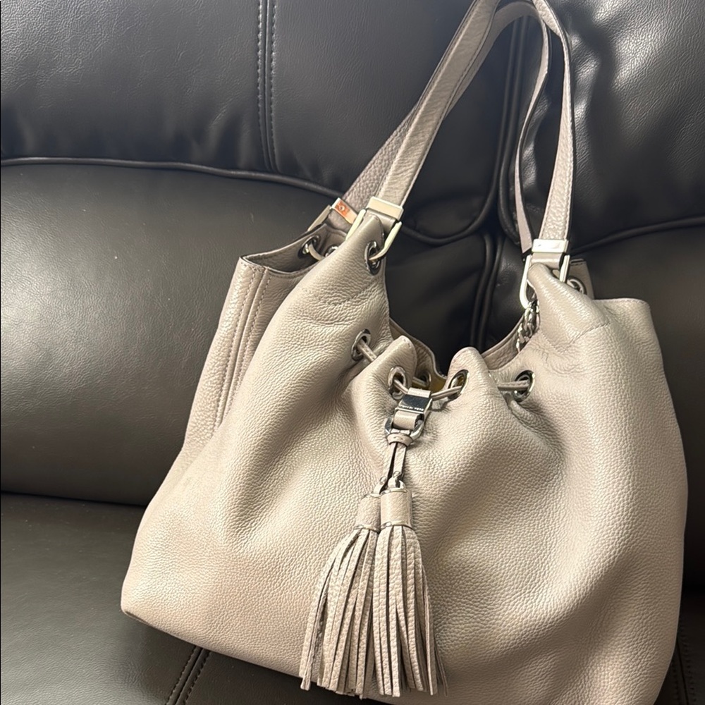 Elegant Beige Leather Tote Bag